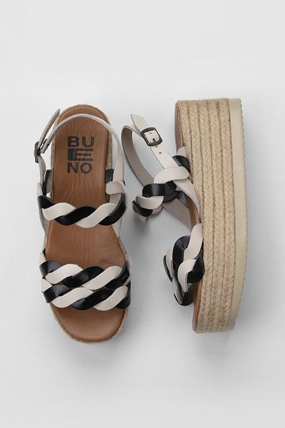 Bueno Shoes Sandale espadrille pentru femei din piele strălucitoare, negru bej, cu toc pană - 01wu6119
