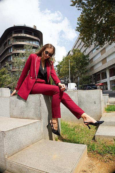 LOVELF Set Burgundy - Guler cu garnitură de piatră și detaliu cu nasturi