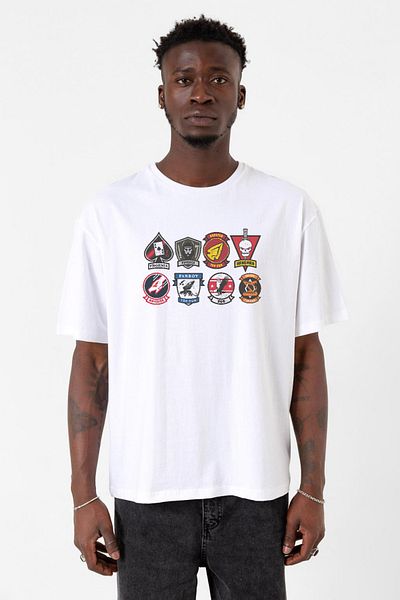 Tshirthane Top Gun Maverick Badge Layout Group Λευκό ανδρικό μπλουζάκι μεγάλου μεγέθους