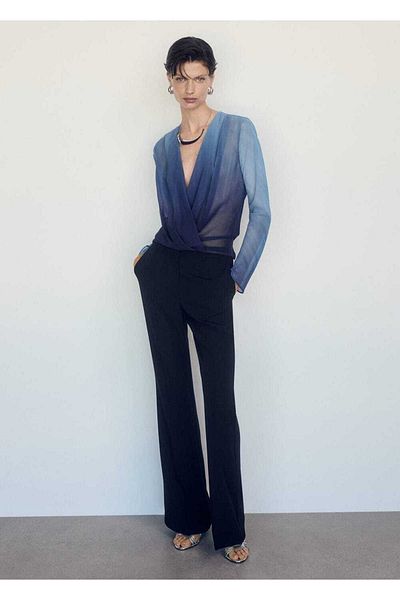MANGO Woman Τυλιγμένη ημιδιάφανη μπλούζα