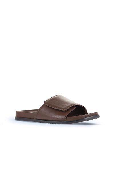 Bueno Shoes Мъжки кафяви кожени плоски чехли - 11mt22225