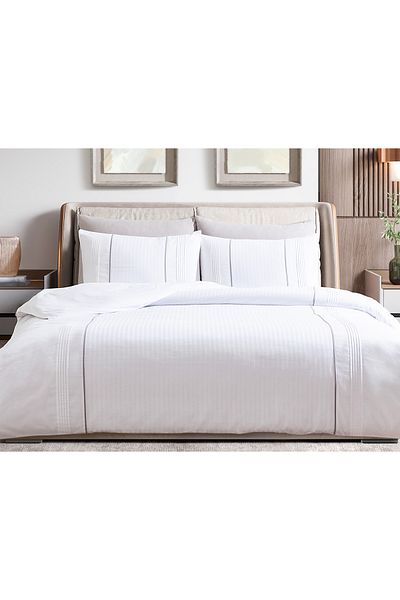 Madame Coco White Mousse King Size Ribbed Bedding Set