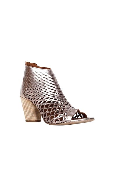 BUENO Shiny Leather Mink Women's Heeled Sandals - 01wl3700