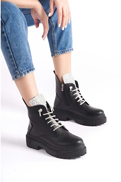 KOCAMANLAR Feles Taş Bağcık Detaylı Postal Kadın Bot SİYAH