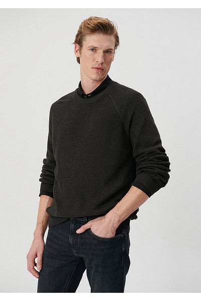 Mavi Crew Neck Black Sweater Slim Fit / Narrow Cut 0710136-900