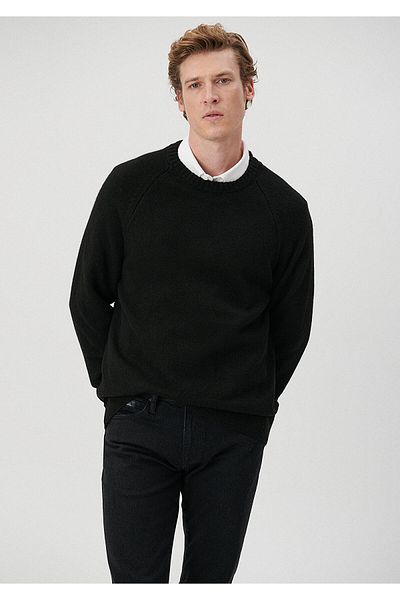 Mavi Crew Neck Black sweater Regular Fit / Normal Cut 0710134-900