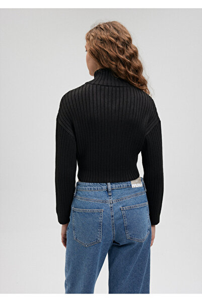 Mavi Yarı Fermuarlı Siyah Kazak Crop / Kısa Kesim 1710418-900