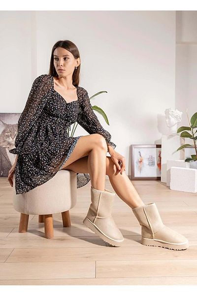 Kids Club Shoes Μπεζ κοντές γυναικείες μπότες - Hugg χοντρή σόλα και εσωτερικό μαλλί