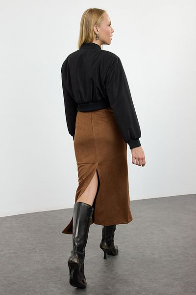 Trendyol Collection Velúr maxi szoknya - Camel hátsó hasítással, Twoaw25et00120
