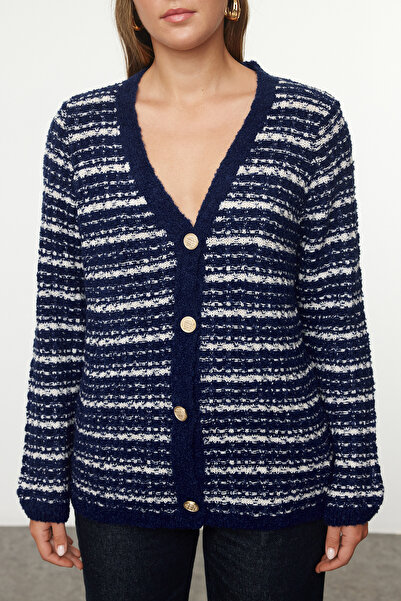 Trendyol Collection Sötétkék kötöttáru Boucle kardigán puha textúrával - TWOAW25HI00259