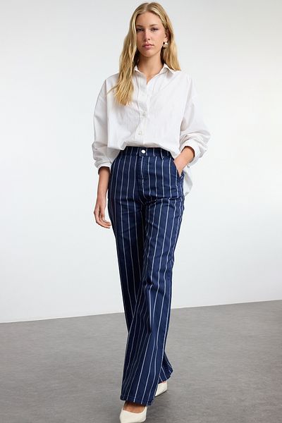 Trendyol Collection Magas derekú sötétkék láncos csíkos széles lábú farmernadrág - Twoaw25je00342