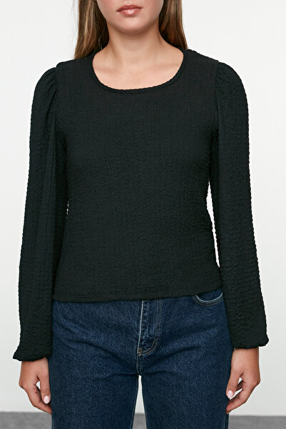 Trendyol Collection Pružná černá pletená halenka s dlouhým rukávem – Regular Fit Twoaw25Bz00226
