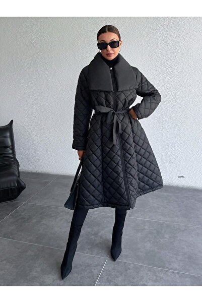 SERBA Kabát s kapucí s velkým límcem a pasem se zavazováním a diamantovým vzorem