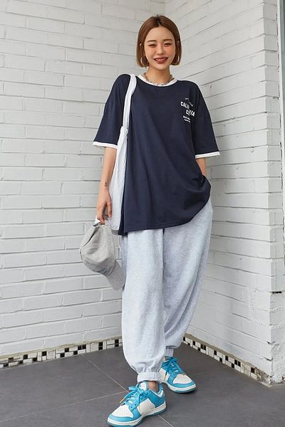 uyguntarz Unisex-T-Shirt in Marineblau mit Kragen und Ärmeln und detailliertem Aufdruck „California Club“ in Übergröße