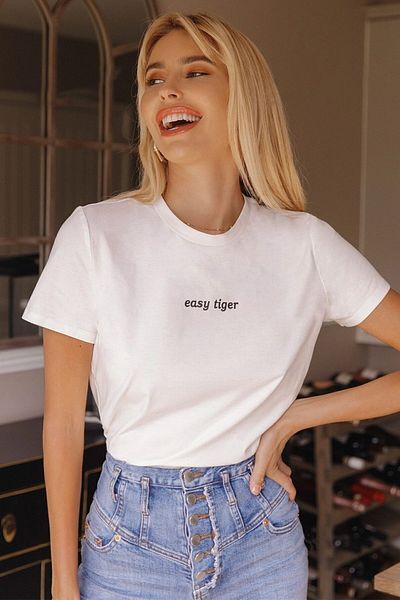 uyguntarz Unisex-Übergröße-T-Shirt mit Easy Tiger-Print