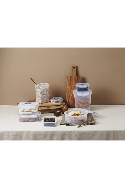 Lock & Lock Durable Plastic Food Container, 2.4 Liter Capacity