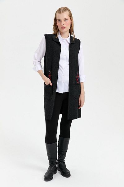 Desen Triko Women's Polo Neck Open Front Embroidered Long Wool Vest Black