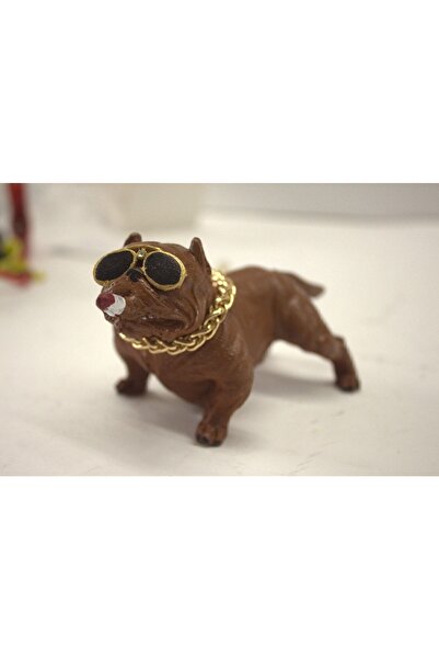 DİAMONDBM كلب البيتبول الأبيض على طوربيد