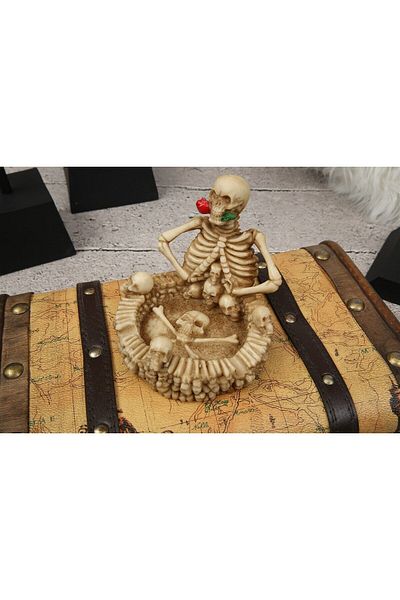 Vitale Rose Skeleton Themed Ash Tray Decor Hz0008