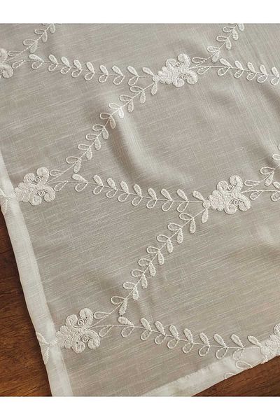 PİKKO HOME 45*152 εκ. Κρεμ χρώματος κεντημένο λεπτό πολυεστερικό τούλι (R)