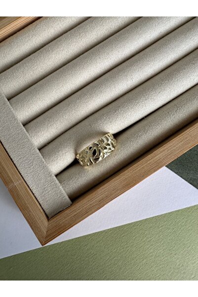 ringbox Gold Vintage Kabartmalı Yaprak Desenli Yüzük