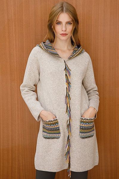 Desen Triko Cardigan lung pentru femei V.Beige - Glugă cu ciucuri