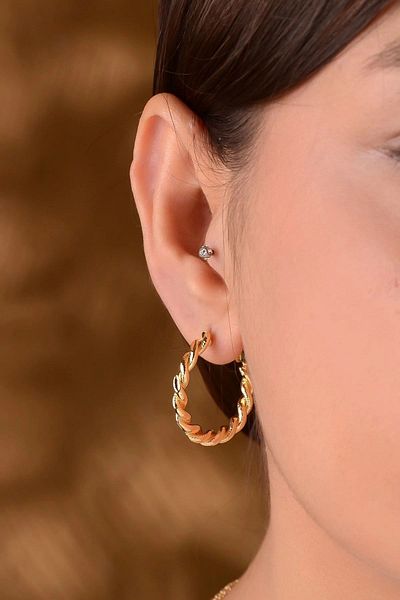 Eylülün Takısı Gold Color Twist Clip Hoop Earrings