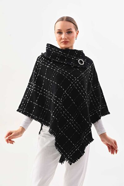 Lluvia Ekose Desenli Yaka Detaylı Üçgen Panço