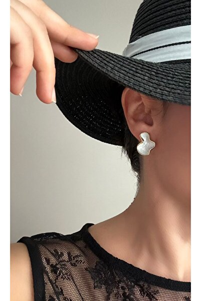 Çelik Beyaz Sedef Renkli Dalga Tasarım Şık Çelik Küpe