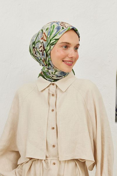Fresh Cotton Voile Scarf - Bloom Pattern Indigo