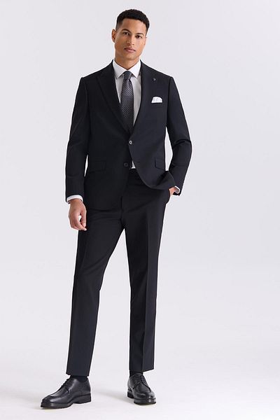 Jakamen Black Classic Fit Pointed Collar Wool Suit