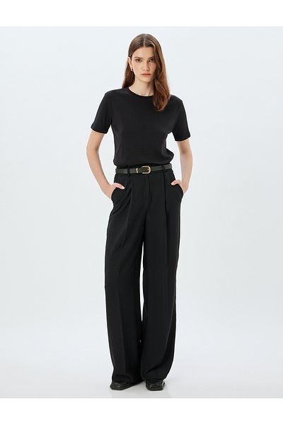 Koton Tricou de bază din bumbac cu mânecă scurtă cu decolteu