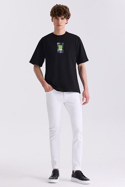 Jakamen Μαύρο μπλουζάκι με στάμπα Crew Neck