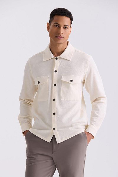 Jakamen Αθλητικό πουκάμισο Cream Slim Fit με κουμπιά γιακά με τσέπη