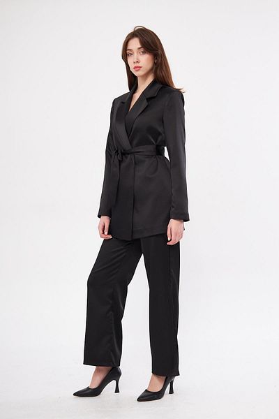 LOVELF Costum din satin cu curea neagră