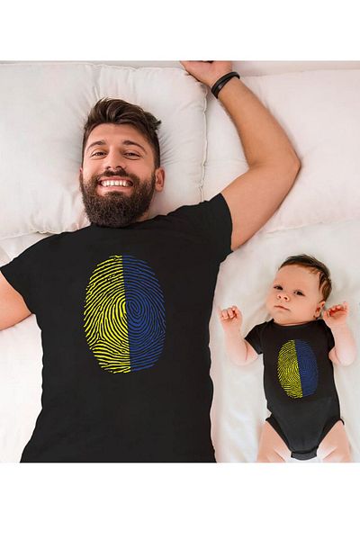 Tshirthane Κίτρινα παπούτσια με δακτυλικά αποτυπώματα Navy Blue για κορίτσι και μπαμπά - Τιμή για ένα προϊόν, 2 τεμάχια στο καλάθι E
