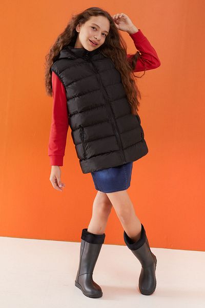Cansın Mini Black Hooded Children's Puffer Vest with Zipper Pocket 17532