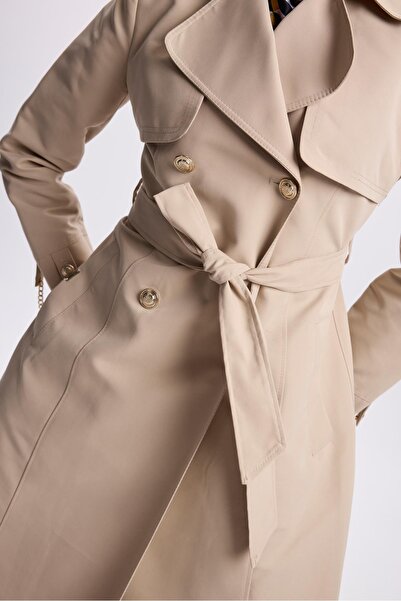 Zühre Zincir Detaylı Bej Trençkot 13560