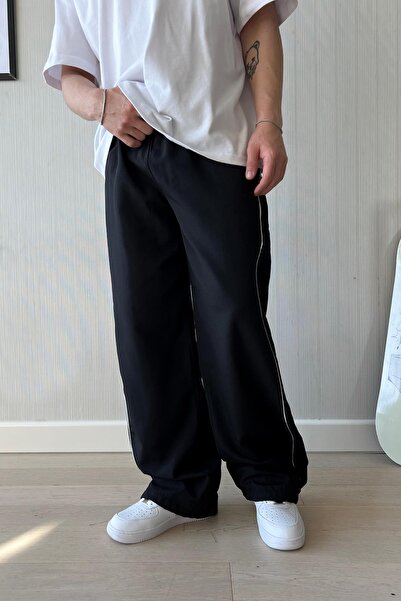 Flaw Wear Sweatpants - Piping Detail