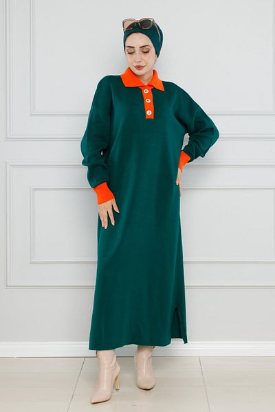 Sevitli Rochie tricotată cu gât polo - trei nasturi, verde smarald