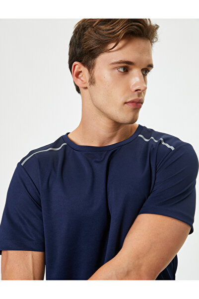 Koton Спортна тениска с кръгло деколте и къс ръкав - щампа