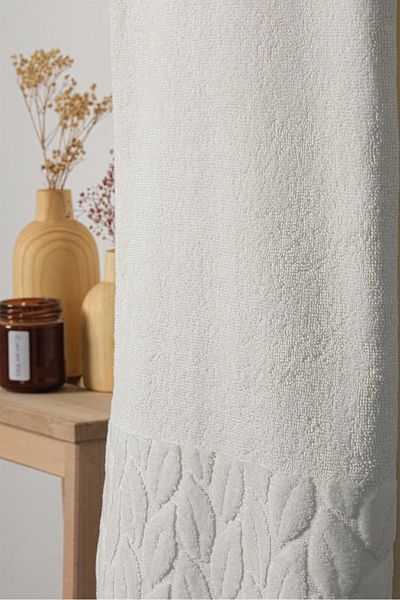 FAVORA Nurpak Hazal 610 Gr Ecru Cotton Bath Towel