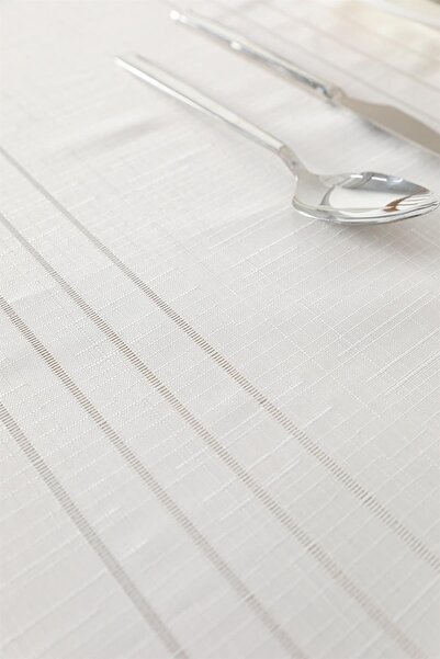 FAVORA Azalea Stain Resistant Tablecloth 160x220 - Ecru