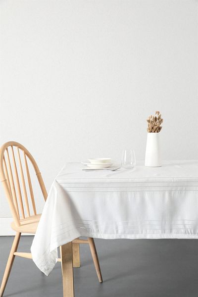 FAVORA Azalea Stain Resistant Tablecloth 160x220 - Ecru