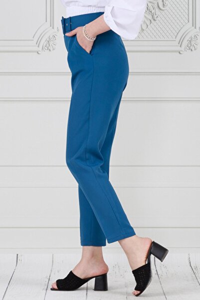 Sevitli Pantaloni creion plisați albaștri - cu centură în talie