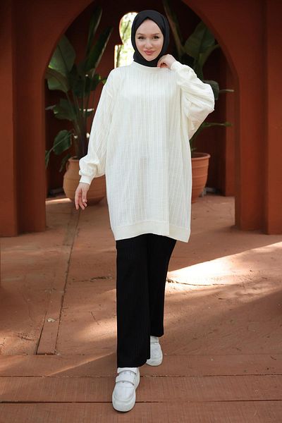 hafsamina Cream Colored Balloon Sleeve Knitwear Tunic - Hm2519