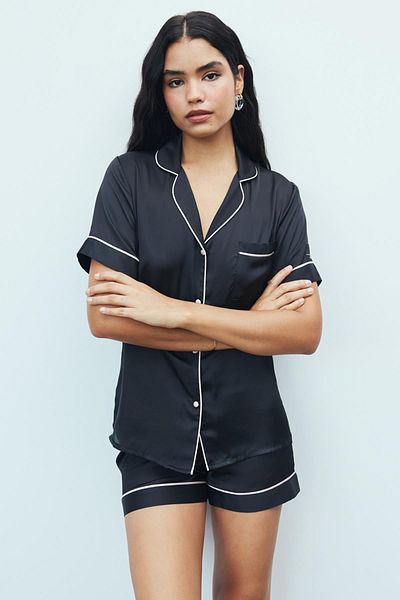 Feu De Elu Set pijama scurtă din satin negru Amoureux