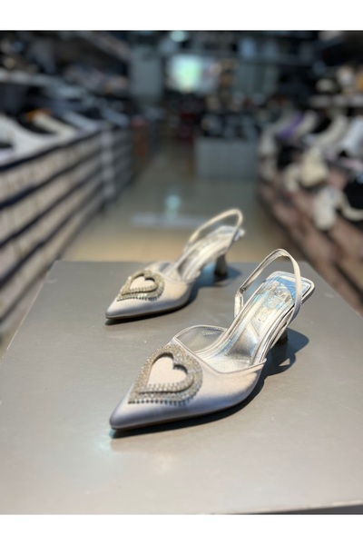 Hacıoğlu Ayakkabı Κομψά παπούτσια με τακούνι Serrace Satin Pearl
