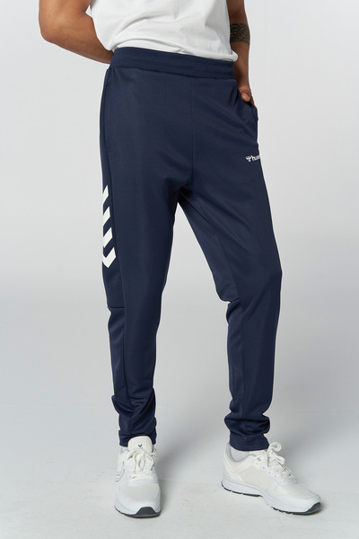 hummel بنطال رياضي بقصة مدببة من Falconzo