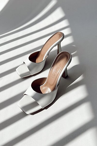 nope21shoess Bílé pantofle na podpatku Liza